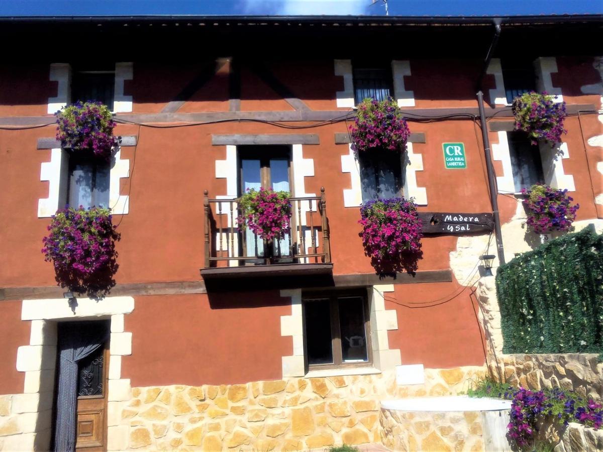 Casa Rural Madera Y Sal Salinas de Anana Buitenkant foto